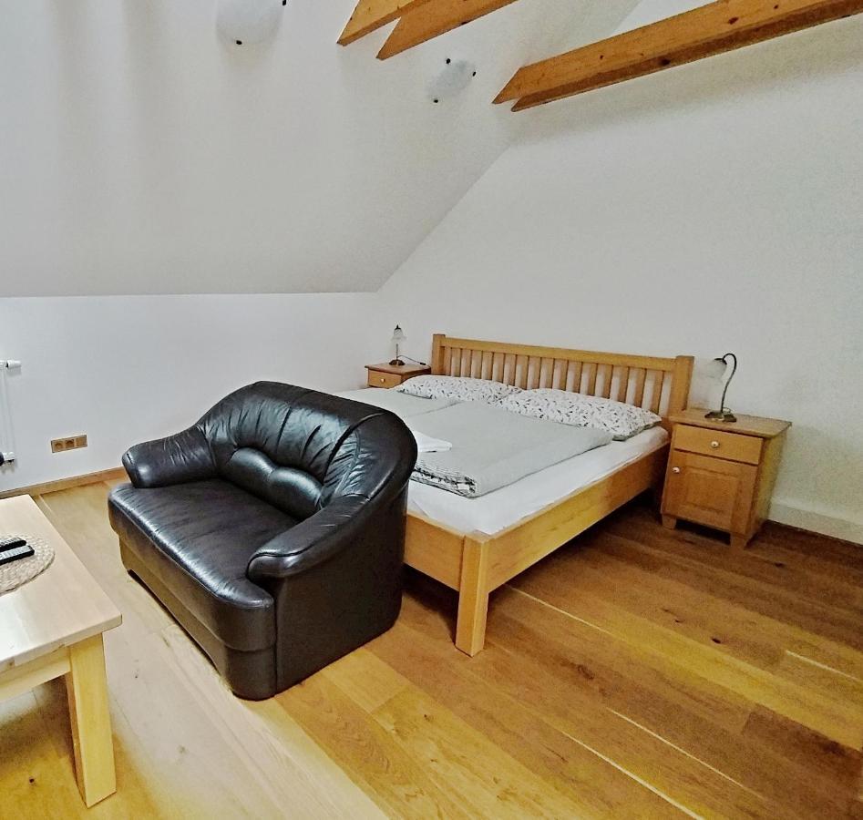 Penzion Kovarna Bukvice Экстерьер фото